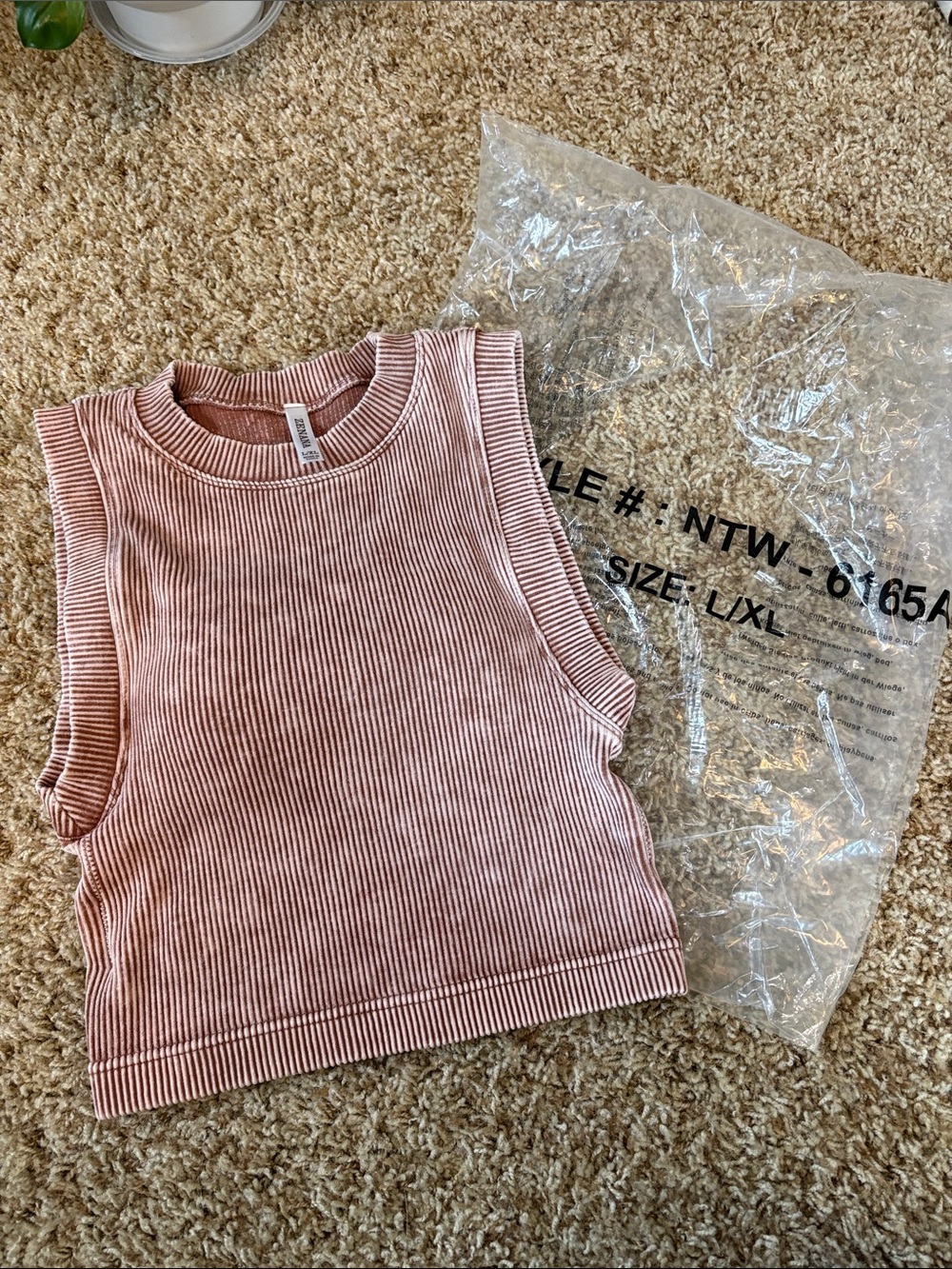 Zenana L/XL Ribbed Cropped High Neck Brami Tank Top NWOT never worn